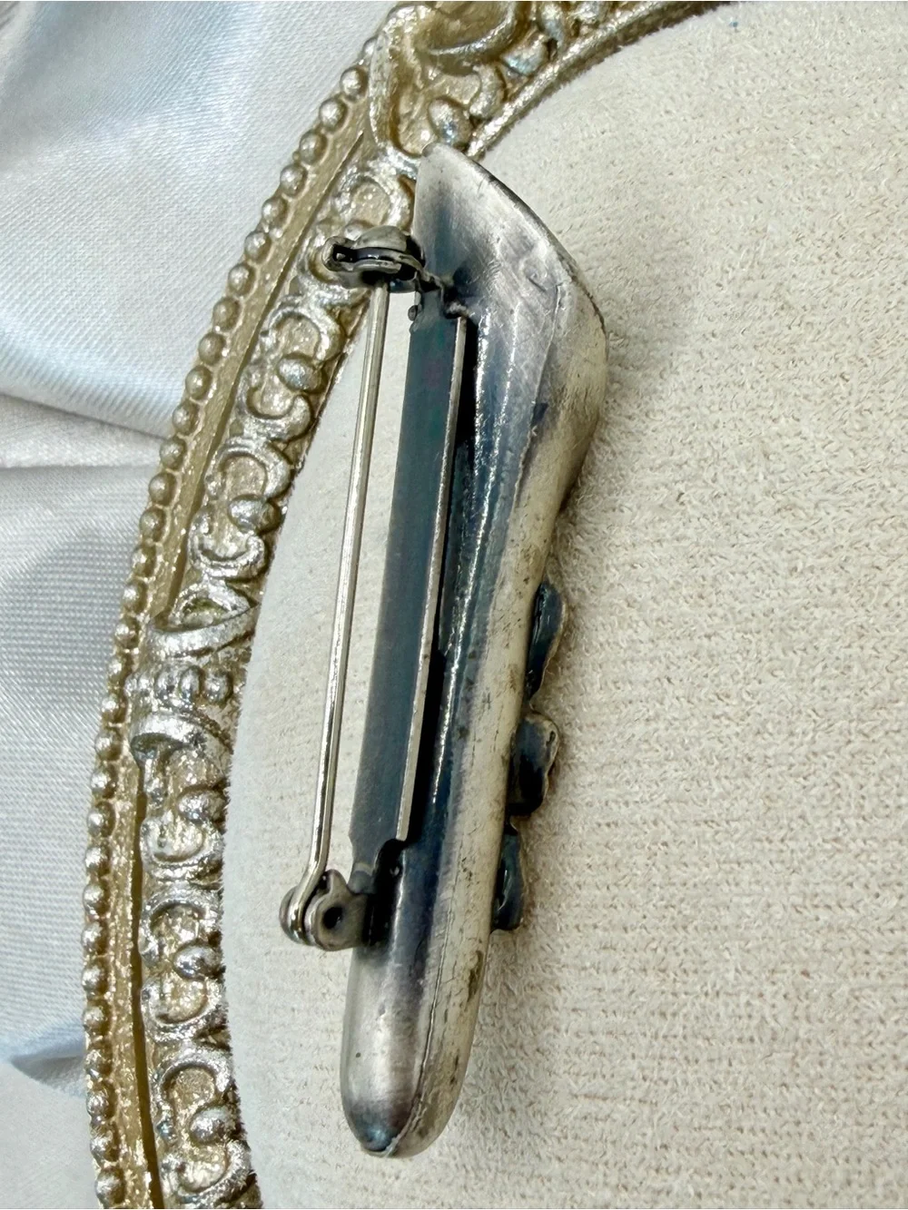 No brand vintage silver